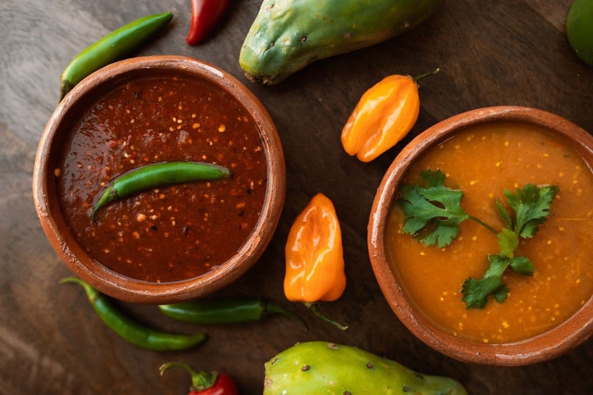 Vinegar vs Fermented: Two Philosophies of Hot Sauce